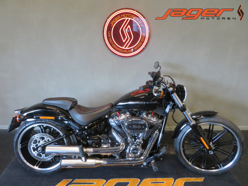 HARLEY DAVIDSON FXSB BREAKOUT SOFTAIL 114 J & H