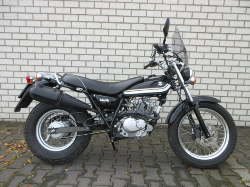 SUZUKI RV125