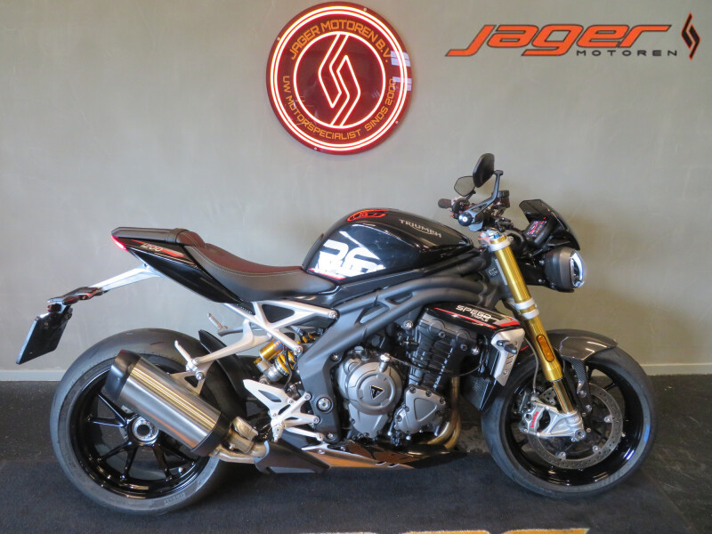 TRIUMPH SPEED TRIPLE 1200 RS ABS PERFECT!