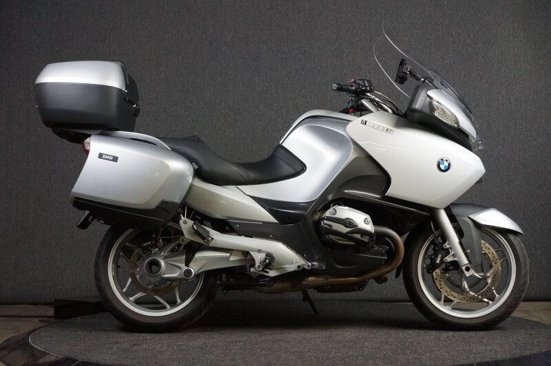 BMW R1200RT Prachtige R1200RT met lage kilomterstand!