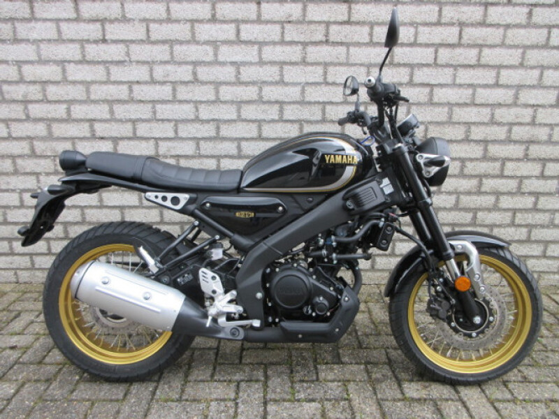 YAMAHA XSR-125 LEGACY