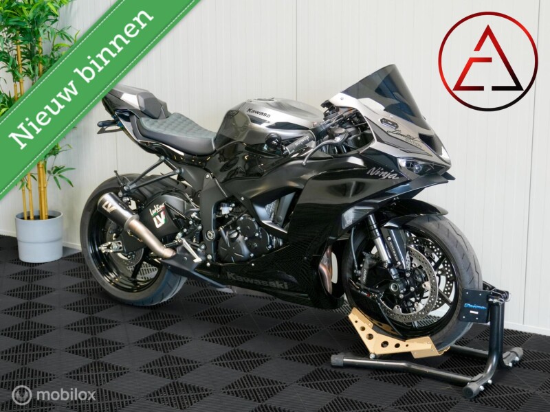 Kawasaki ZX-6R 2024 - LeoVince uitlaat + Puig pakket