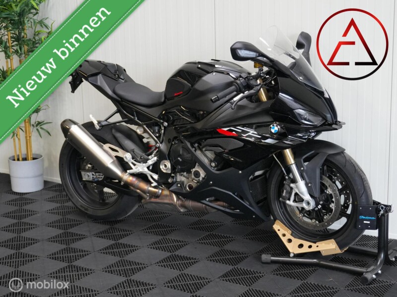 BMW S1000RR 2025 Black Storm | 5.000km | Vol uitgerust