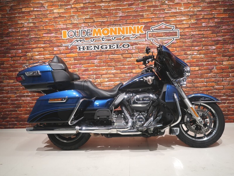 Harley-Davidson FLHTK Electra Limited 107