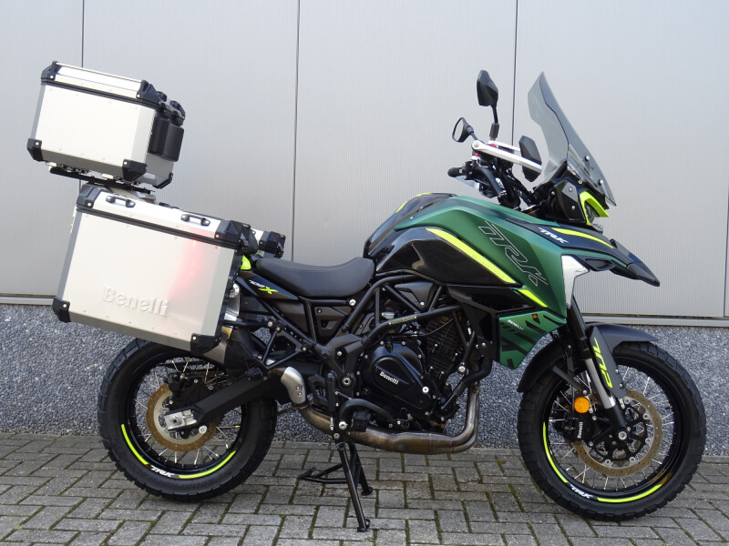 BENELLI TRK 702 X