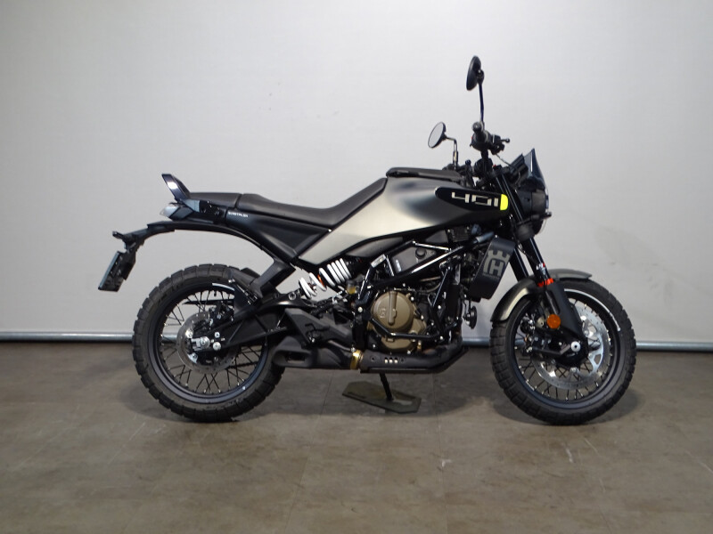 Husqvarna 401 SVARTPILEN