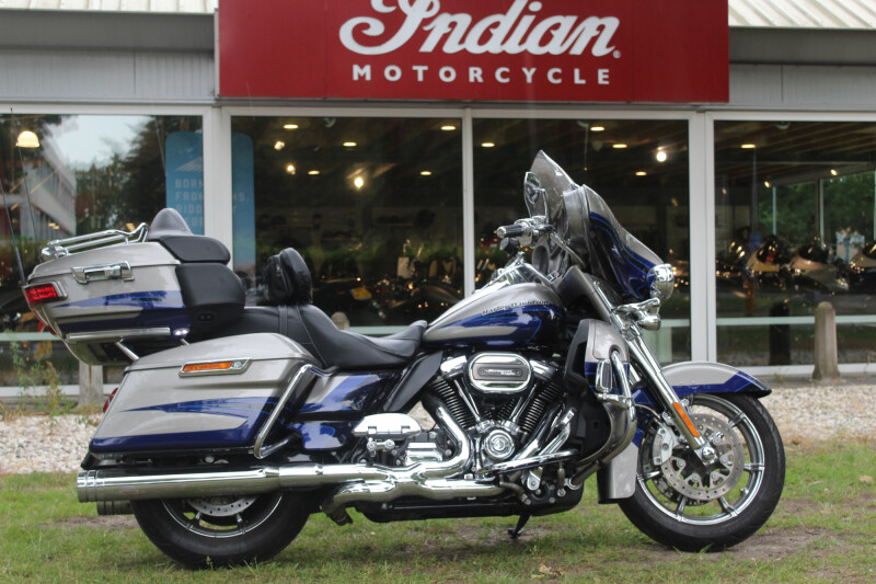 Harley-Davidson Ultra Limited  Ultra Limited CVO