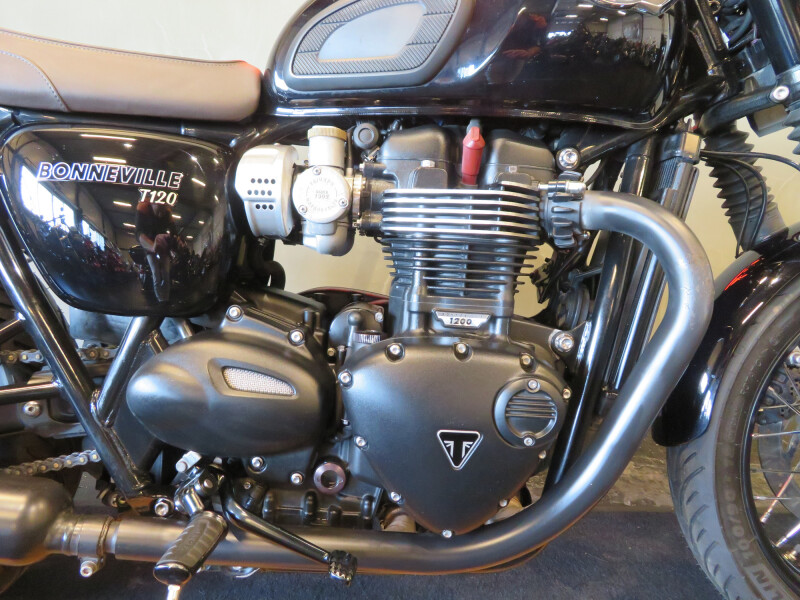 TRIUMPH BONNEVILLE T120 SUPER FRAAI! T 120 - € 9.950 - foto 7