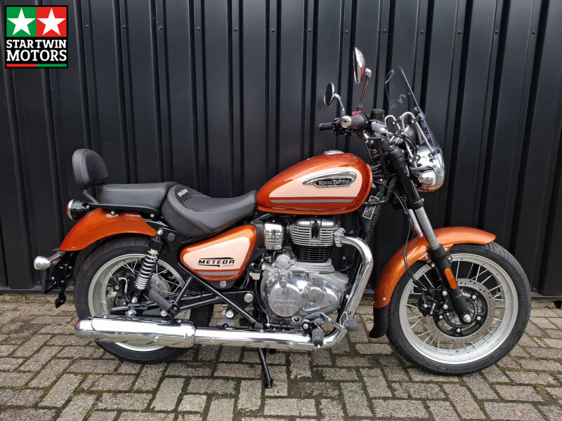 Royal Enfield Meteor 350 Super Nova
