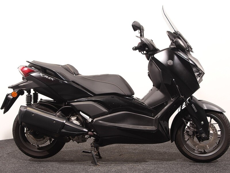 Yamaha X MAX 300 Tech max