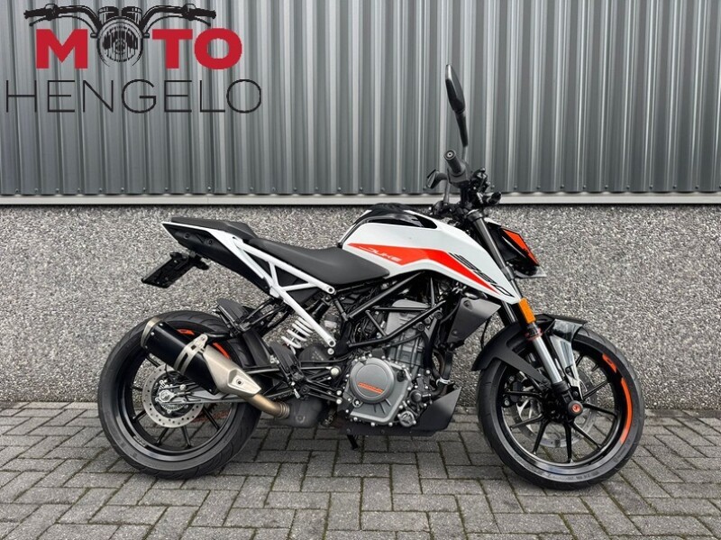 KTM 390 DUKE