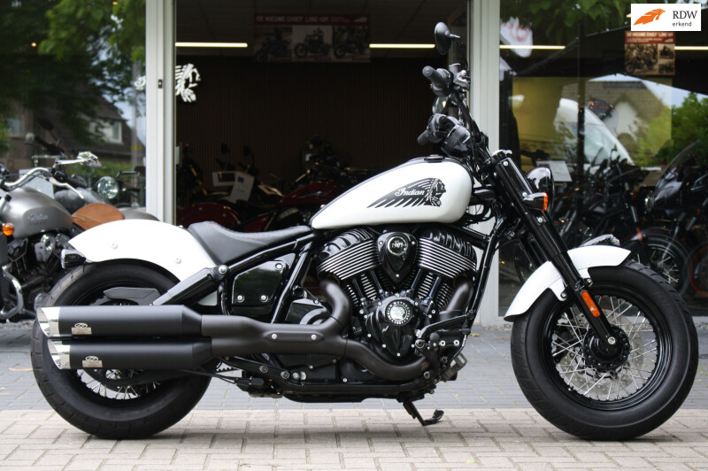 Indian Chopper 116 Chief Bobber Dark Horse , 24 maanden garantie