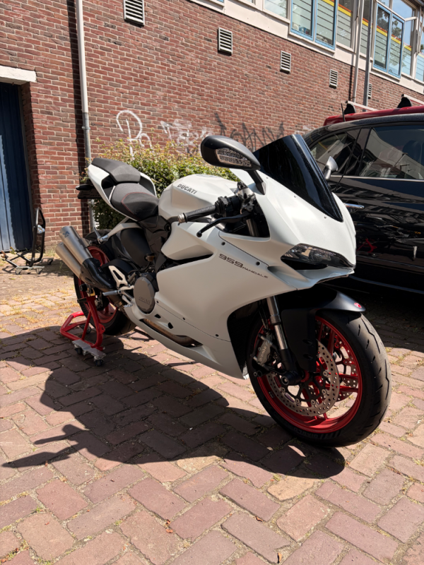 Ducati 959 Panigale (2017)
