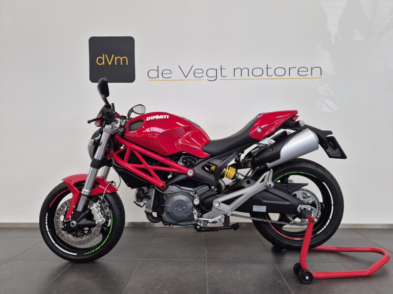 Ducati Monster 696 Monster696 Lage KM Nette Staat! - € 3.995 - foto 2