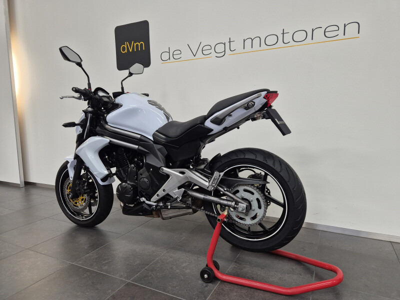 Kawasaki ER6N ER-6N ER6-N ER 6N 650 Nette Staat! - € 4.295 - foto 4