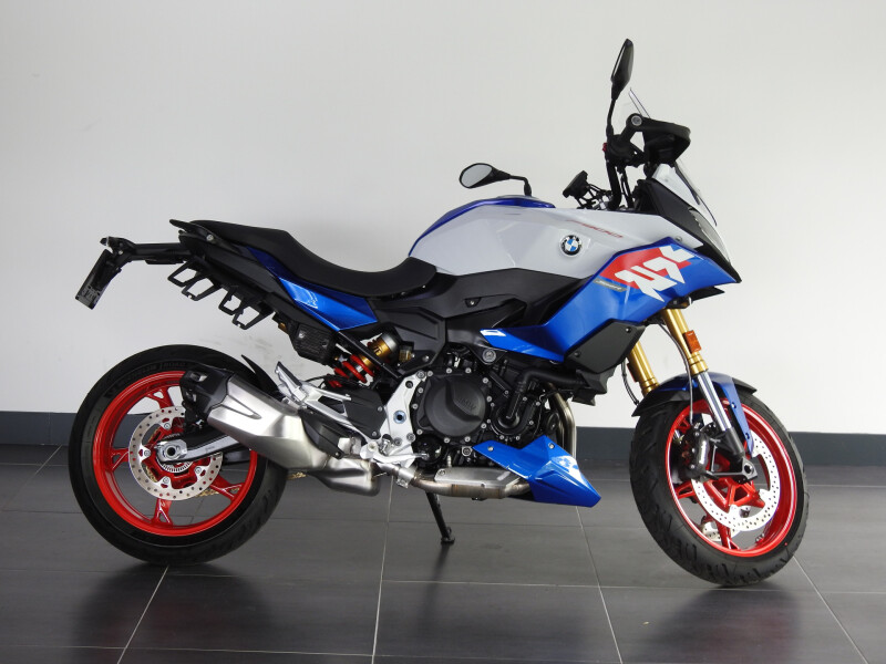 BMW F 900 XR