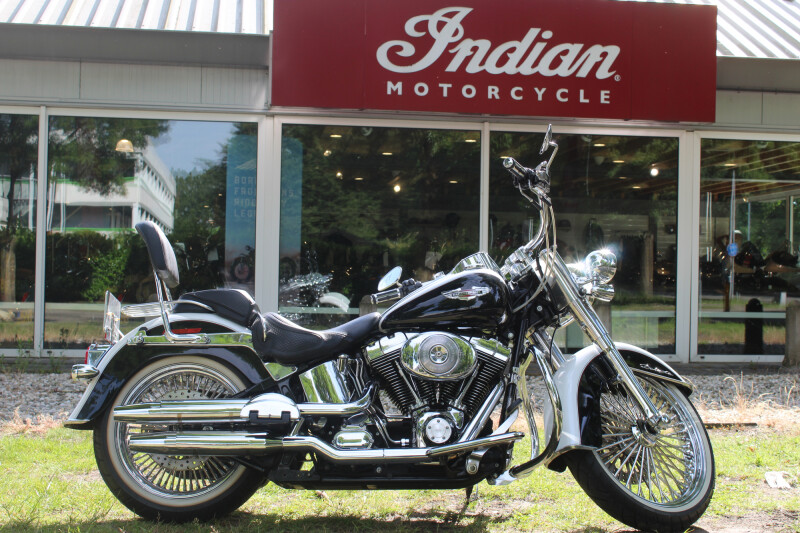 Harley-Davidson Softail  FLSNI Deluxe