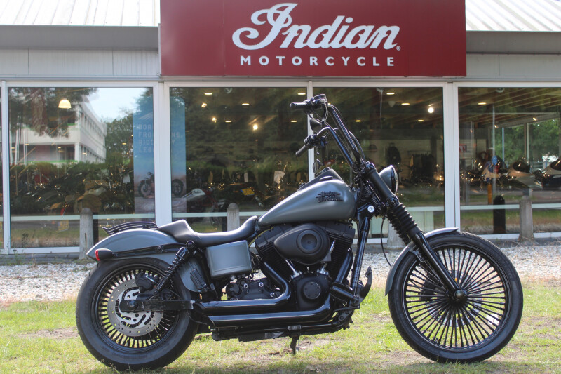 Harley-Davidson Dyna Street Bob  96FXDB Dyna Streetbob