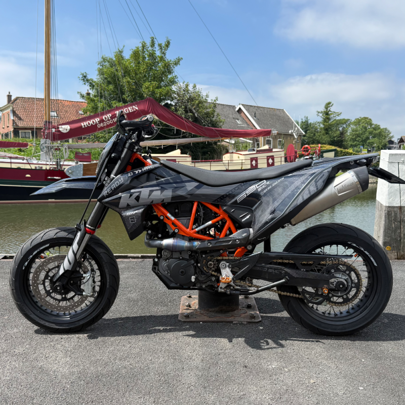 KTM 690 SMC-R 2021 | 15.600 km | Groot onderhoud | Nieuwe ba