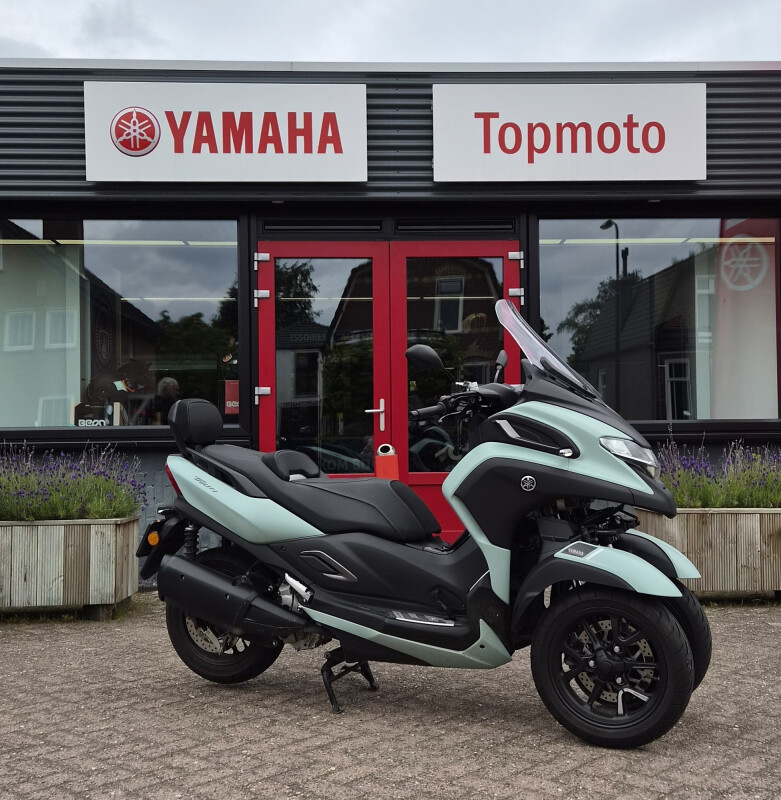 Yamaha TriCity 300