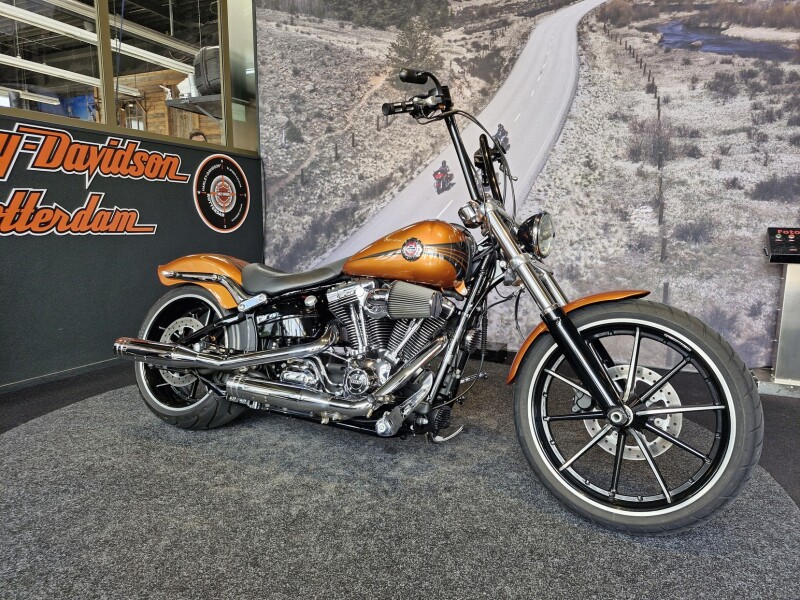 Harley-Davidson FXSB Breakout