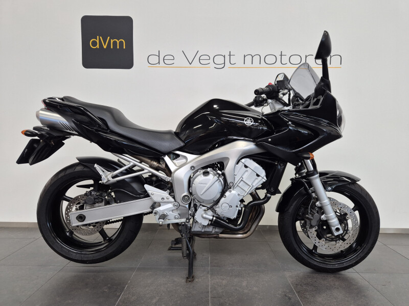 Yamaha FZ6 S FZ6S Fazer 600 Fazer600 NL Motor Nette Staat