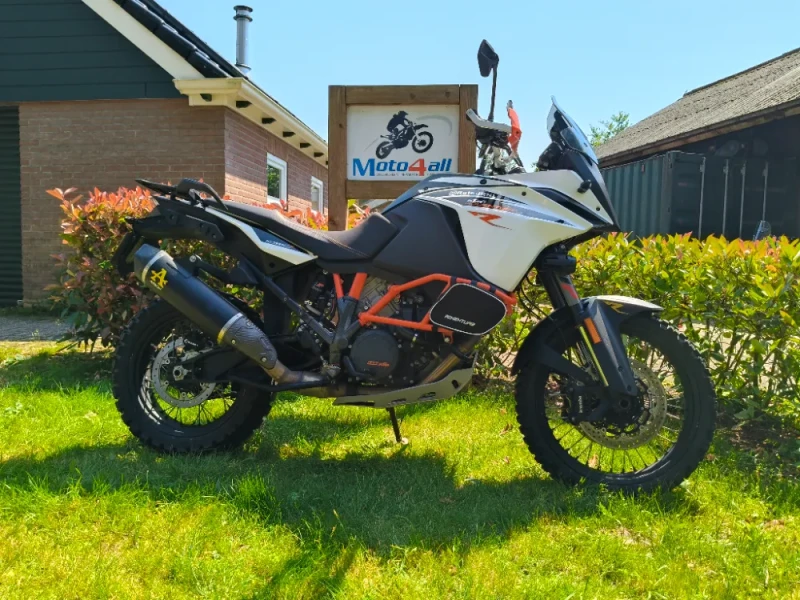 KTM 1090 Adventure R