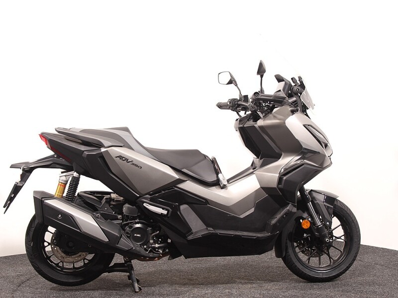 Honda ADV 350
