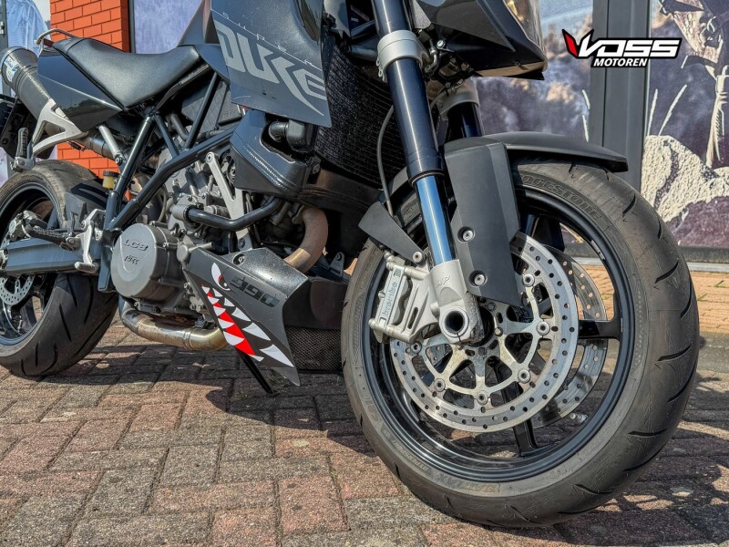 KTM 990 SUPERDUKE
                            - € 4.995 - foto 3