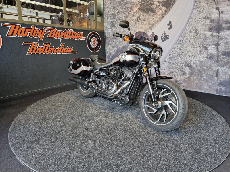 Harley-Davidson FLSB SPORT GLIDE