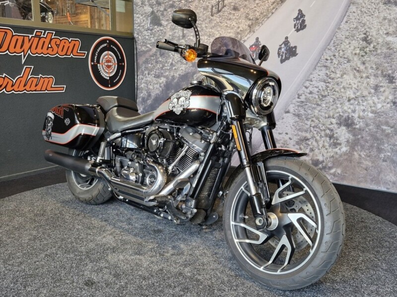Harley-Davidson FLSB SPORT GLIDE