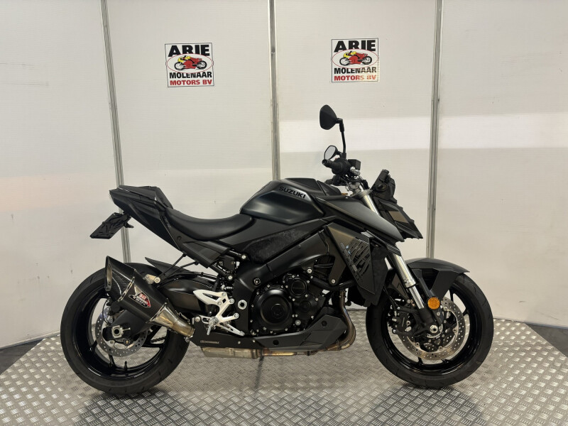 Suzuki GSX-S950