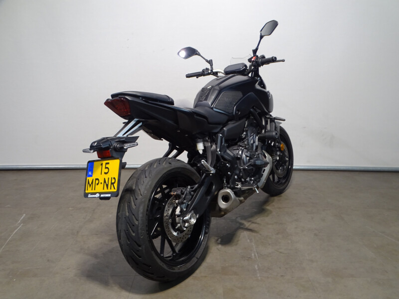 Yamaha MT-07 ABS
                            - € 7.490 - foto 3