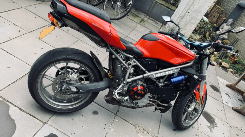 Ducati 999 Mono 2004