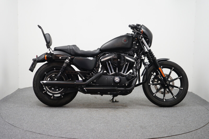 Harley-Davidson XL 883 N IRON