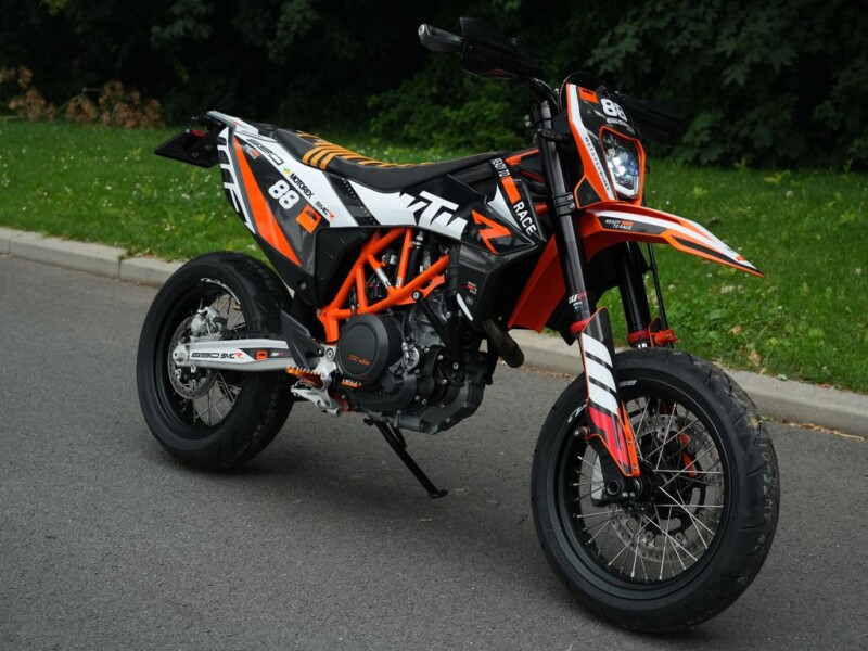 KTM 690 SMC-R