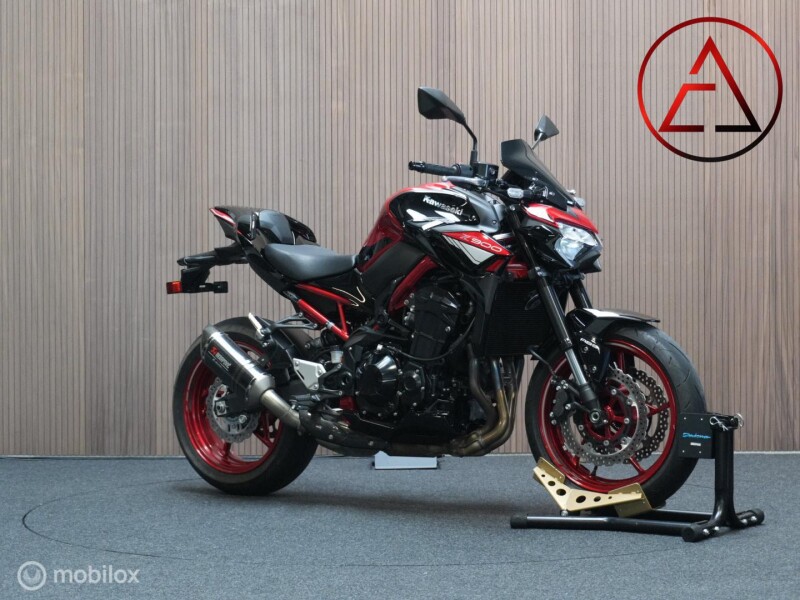 Kawasaki Z900 2024 Candy Red | Performance Pack | 7.228km