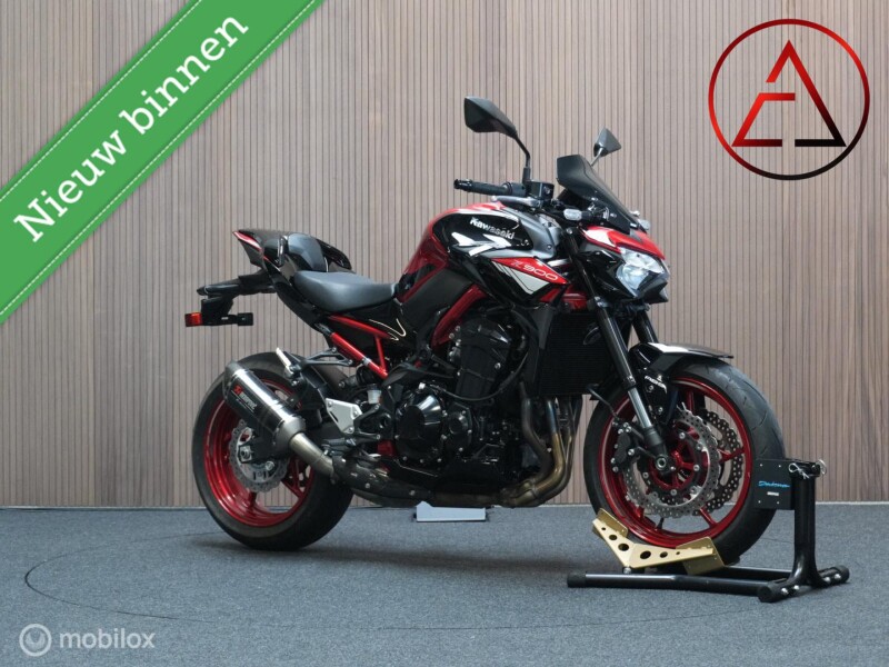 Kawasaki Z900 2024 Candy Red | Performance Pack | 7.228km