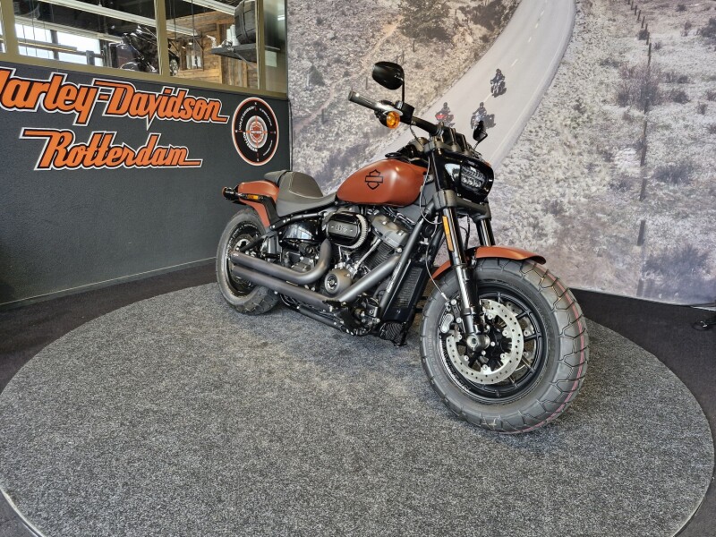 Harley-Davidson FXFBS Fat Bob 114 Cust.Col.