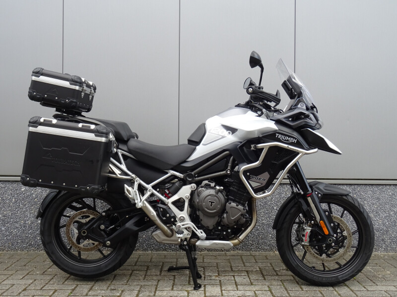 TRIUMPH TIGER 1200 GT PRO