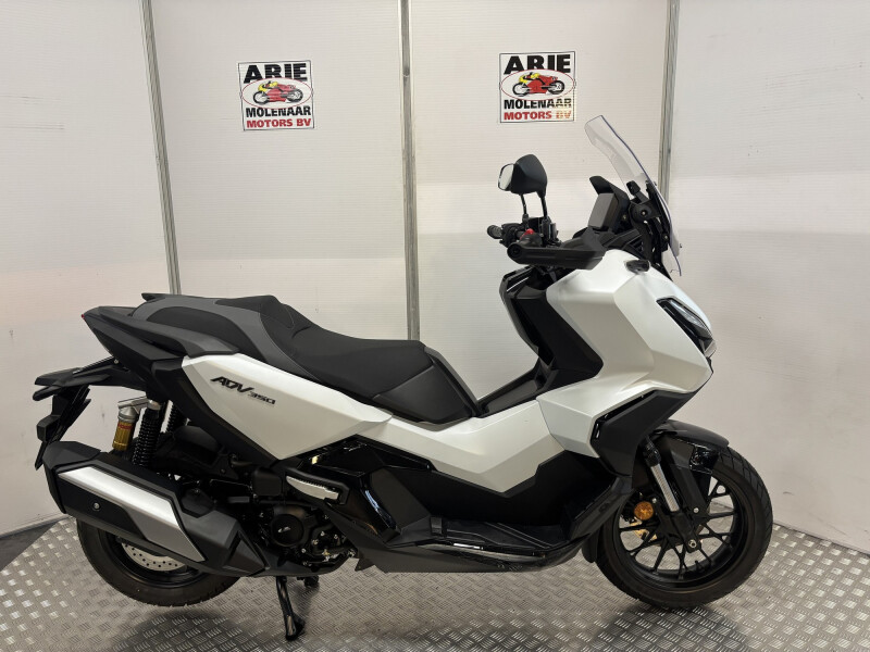 Honda ADV 350