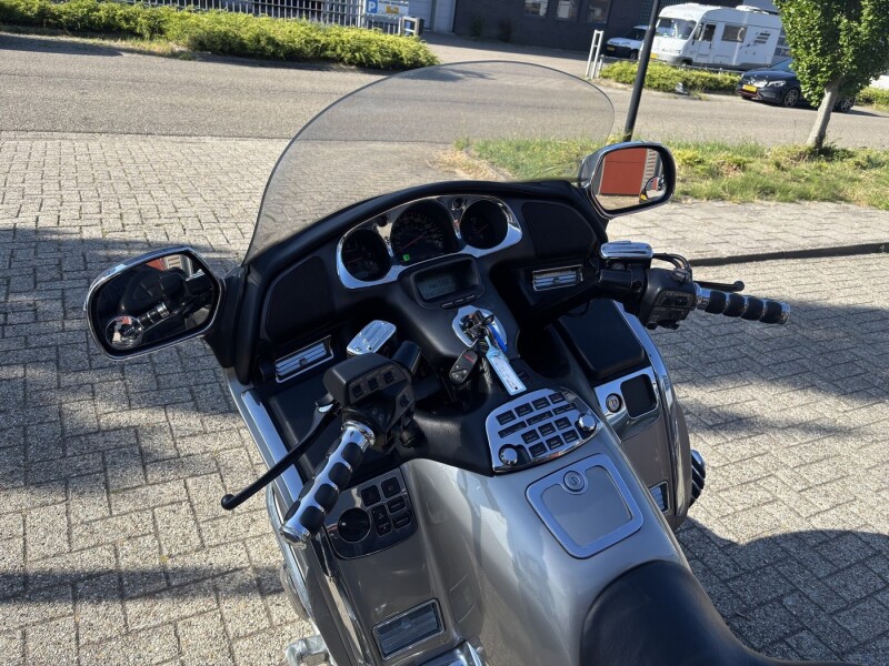 Honda GL 1800 3
                            - € 6.500 - foto 6