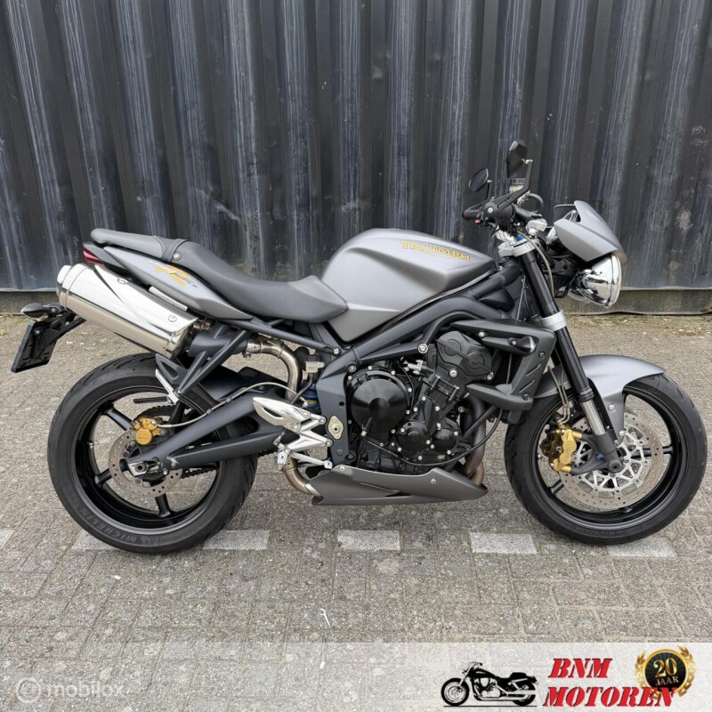 Triumph Street Triple R