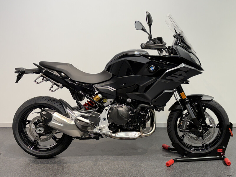 BMW F 900 XR