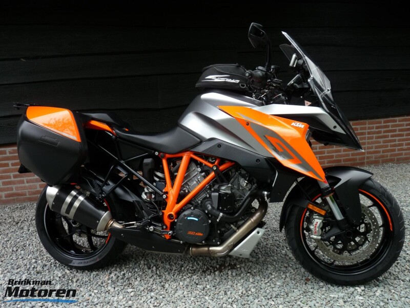 Als nieuwe  1290 SuperDuke GT ABS