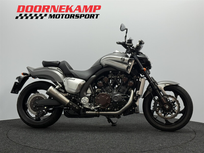 Yamaha V-MAX 1700