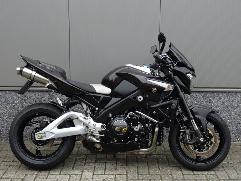 SUZUKI GSX 1300 B KING