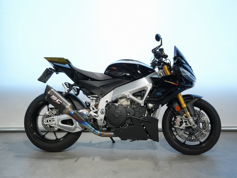 Aprilia TUONO V4 FACTORY