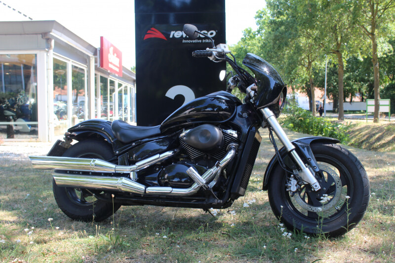 Suzuki VZ 800  VZ800 intruder