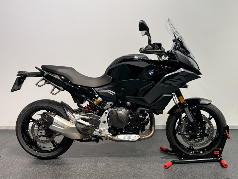 BMW F 900 XR